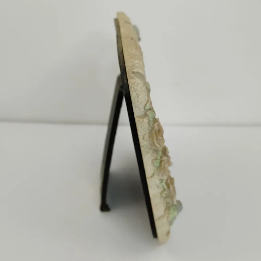 Rose and Ribbon Picture Frame Resin with Plastic Cover